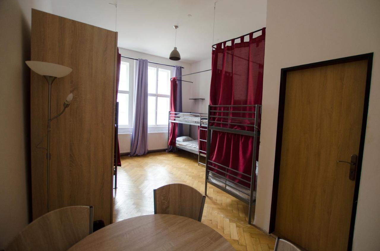 Globe Hostel Prague Adults Only Praga Exterior foto