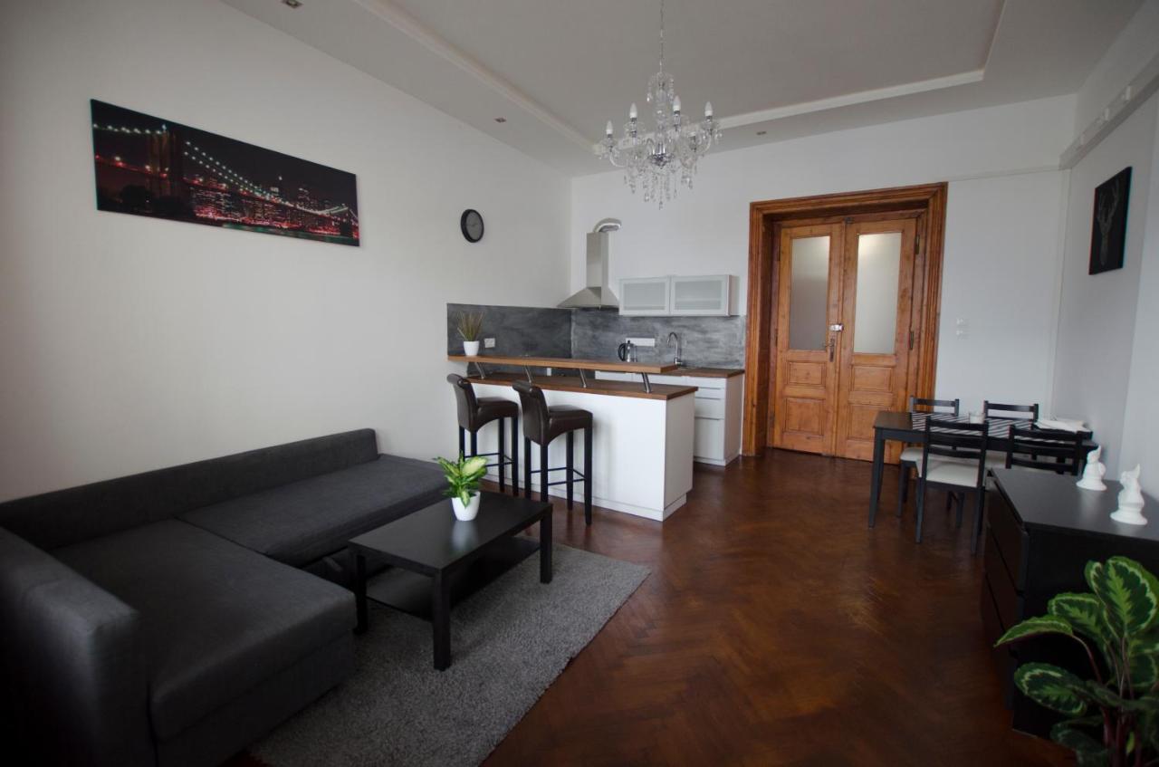 Globe Hostel Prague Adults Only Praga Exterior foto