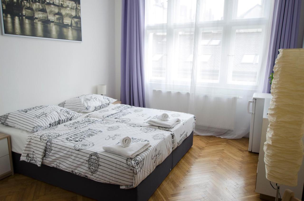 Globe Hostel Prague Adults Only Praga Exterior foto