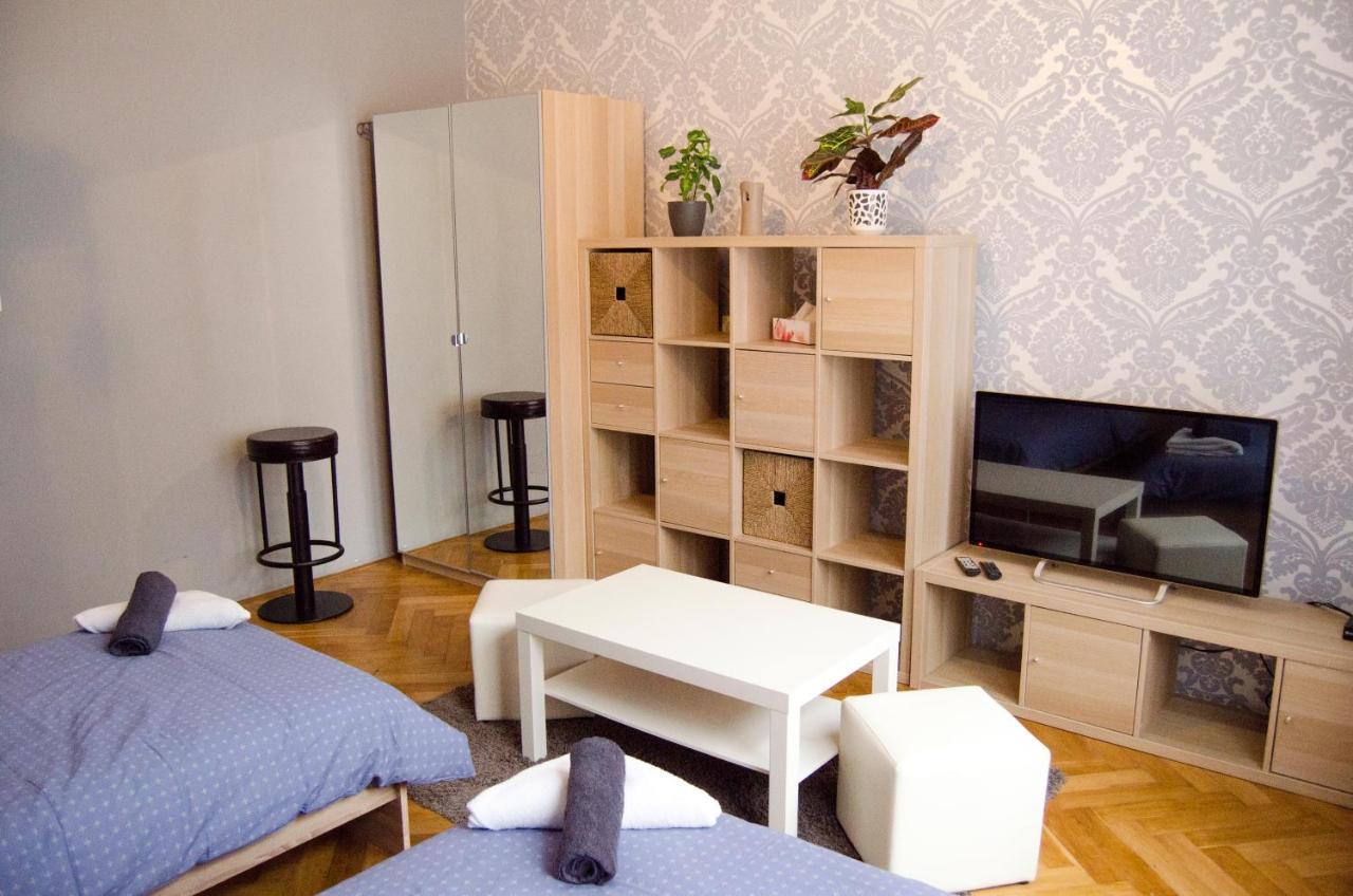 Globe Hostel Prague Adults Only Praga Exterior foto