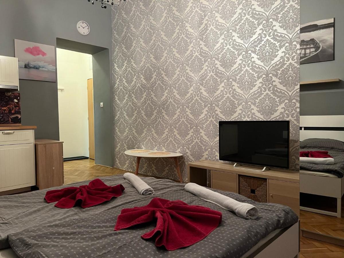 Globe Hostel Prague Adults Only Praga Exterior foto