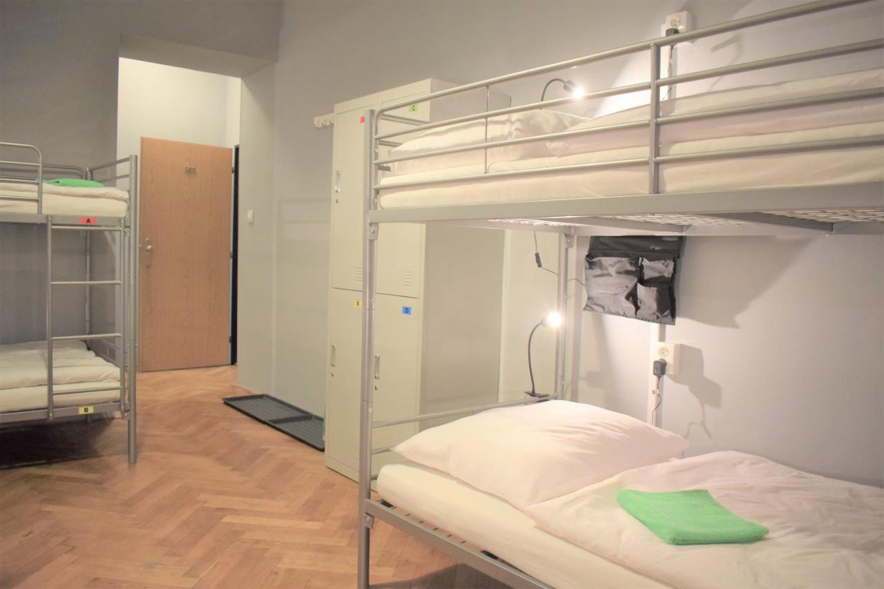 Globe Hostel Prague Adults Only Praga Exterior foto