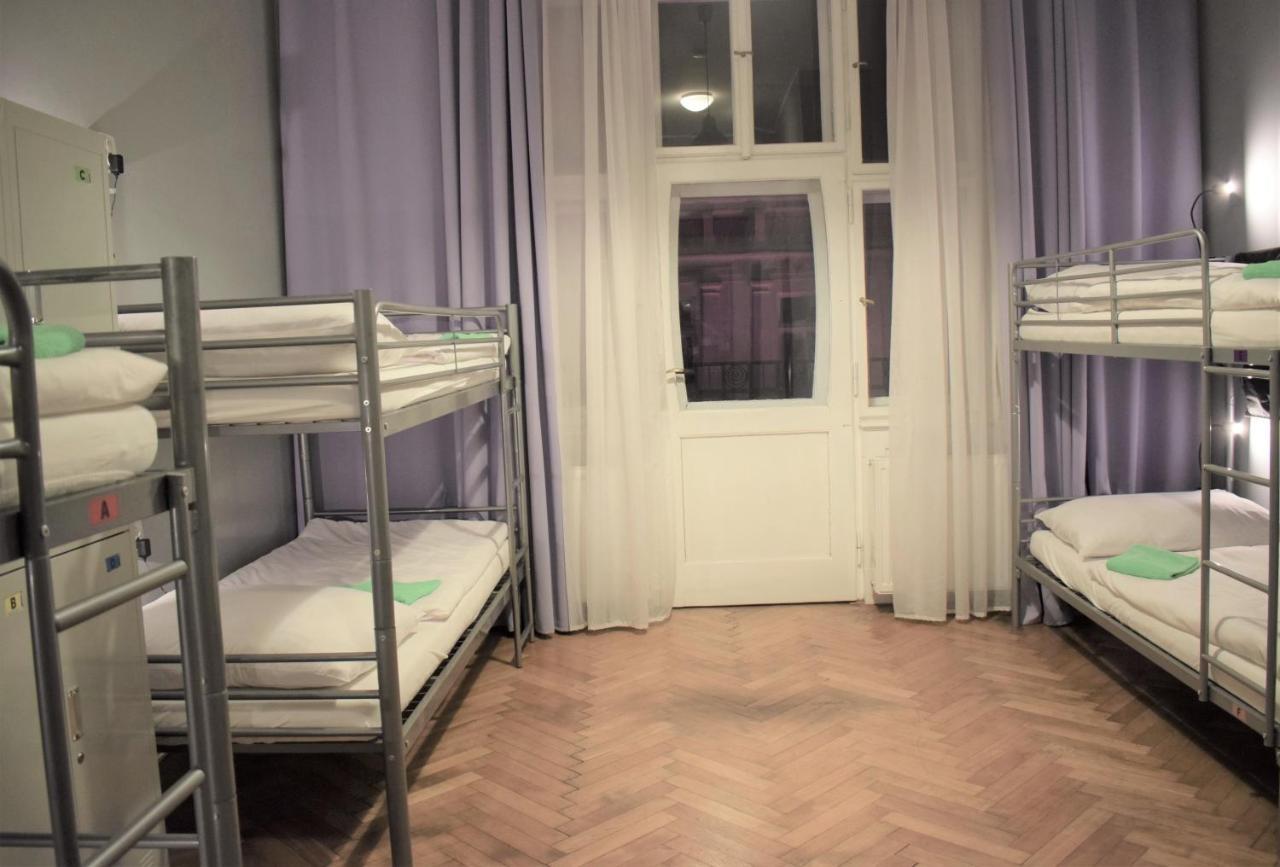 Globe Hostel Prague Adults Only Praga Exterior foto